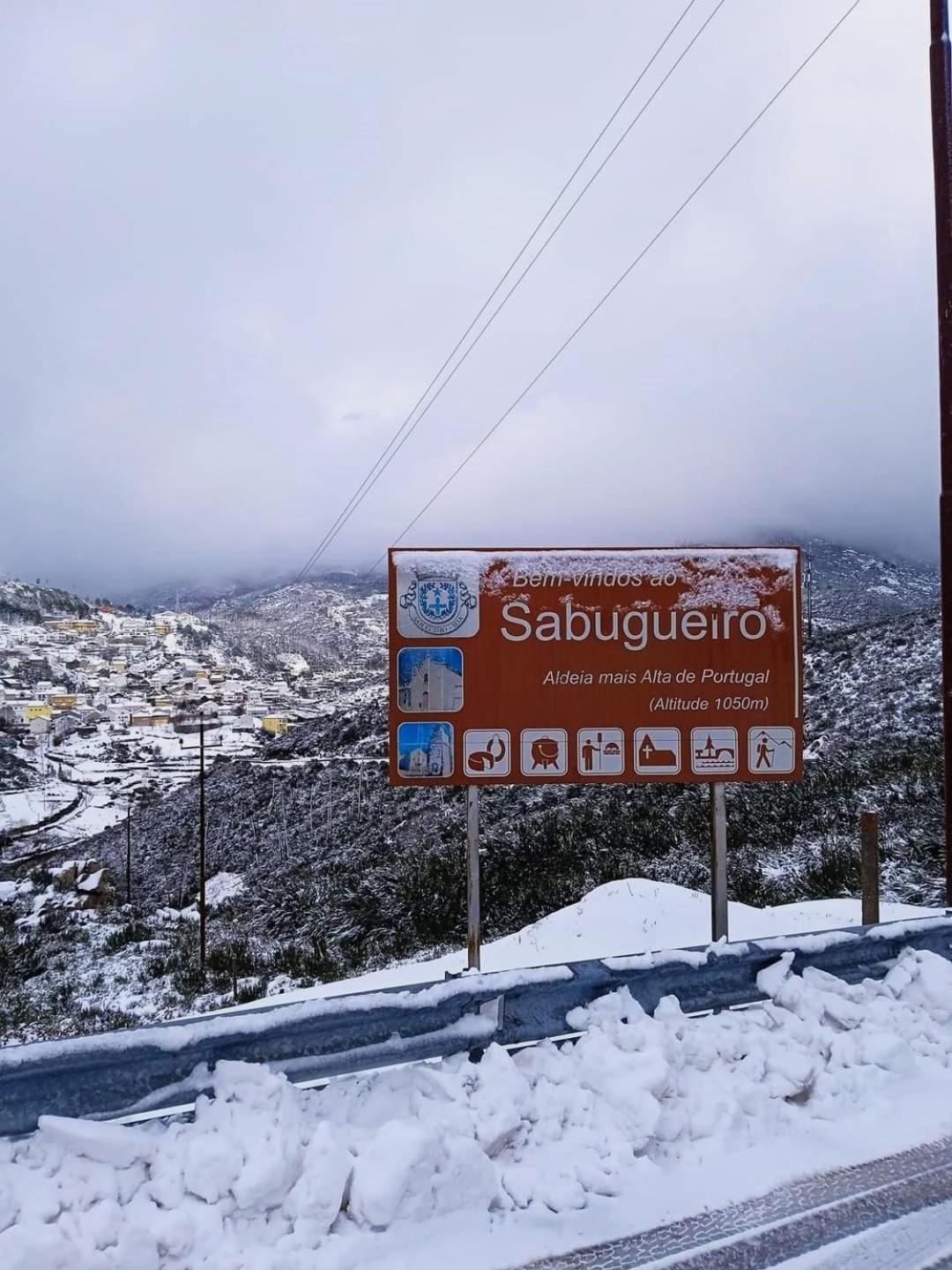 Encosta Da Serra Sabugueiro  Buitenkant foto